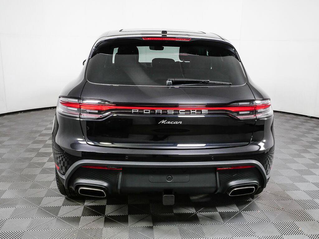 Certified 2026 Porsche Macan Turbo AWD/4WD image 31