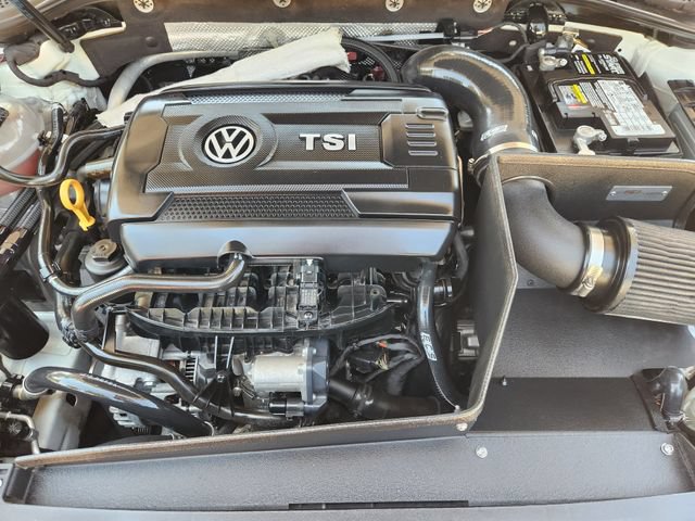 Used 2017 Volkswagen Golf 4-Door FWD image 30