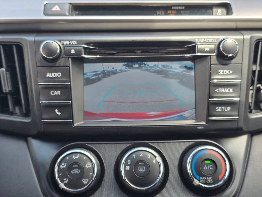 Used 2016 Toyota RAV4 LE FWD image 20