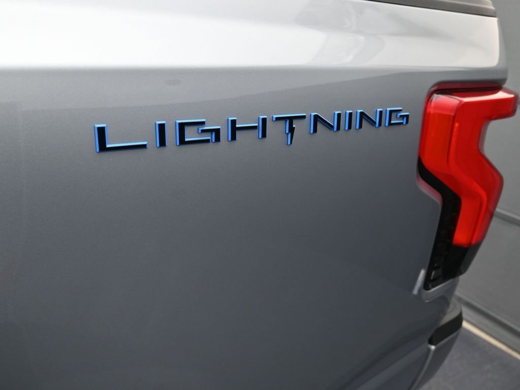 New 2025 Ford F150 Lightning Flash image 28