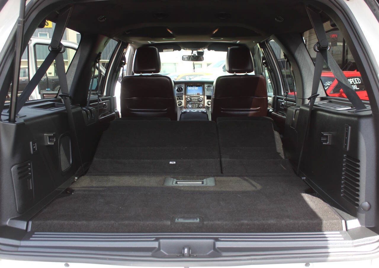 Used 2017 Ford Expedition EL Platinum AWD/4WD image 15