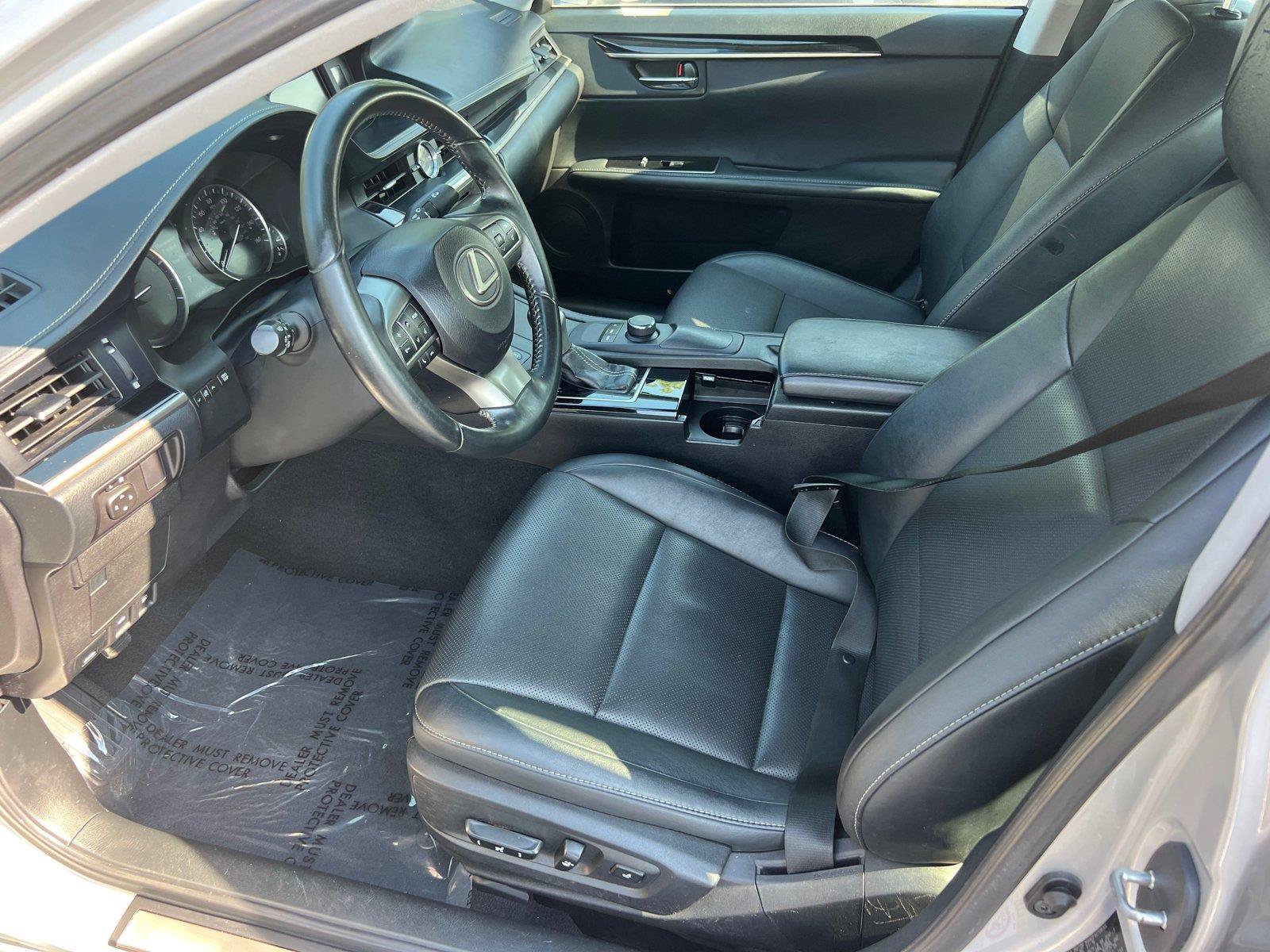 Used 2016 Lexus ES 350 w/ Accessory Package FWD image 9
