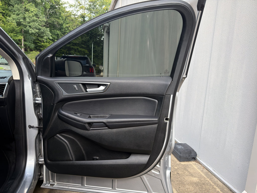 Used 2022 Ford Edge SE AWD/4WD image 19