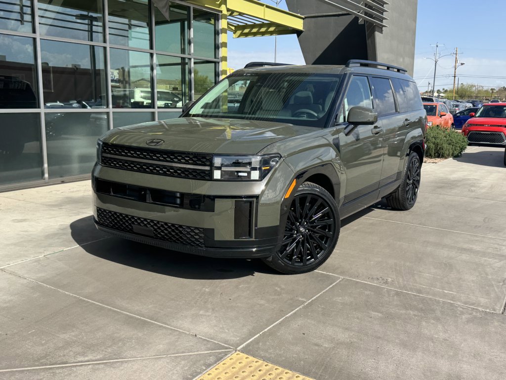 Used 2024 Hyundai Santa Fe Calligraphy image 2