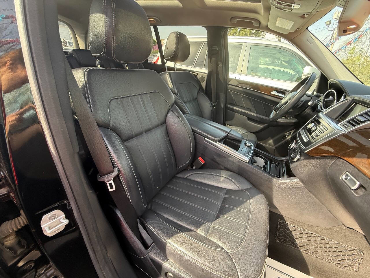 Used 2015 Mercedes-Benz GL 320 BlueTEC 4MATIC image 16
