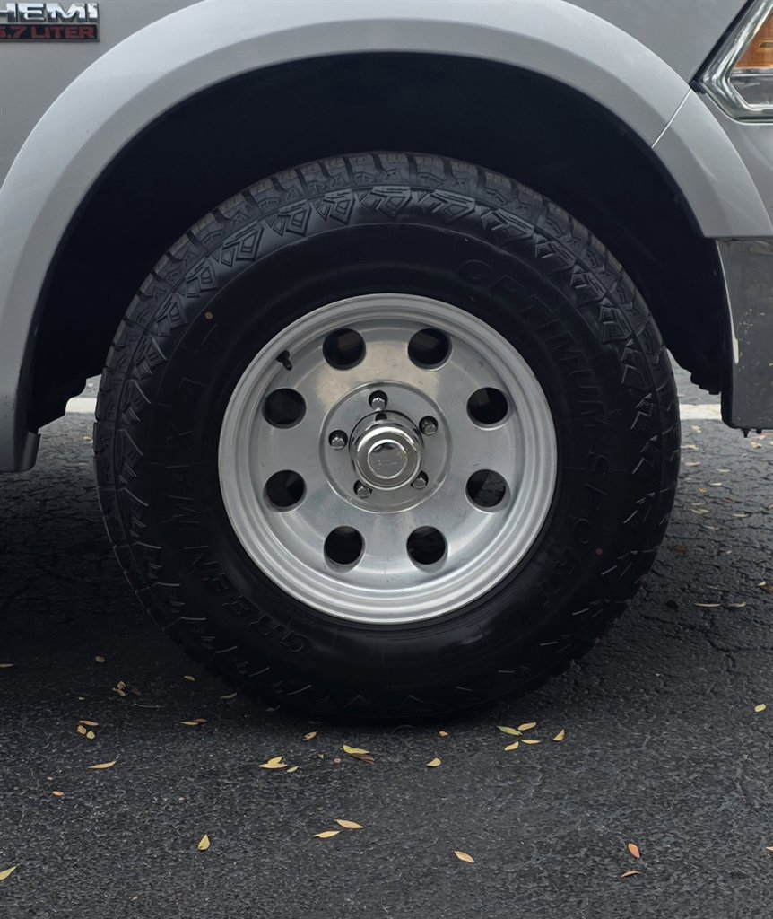 Used 2017 RAM 1500 Laramie w/ Convenience Group image 42