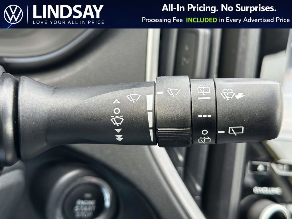 Used 2022 Subaru Crosstrek 2.0i Premium w/ Moonroof Package image 23