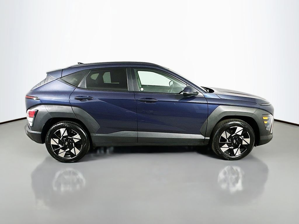 Used 2025 Hyundai Kona SEL FWD image 7
