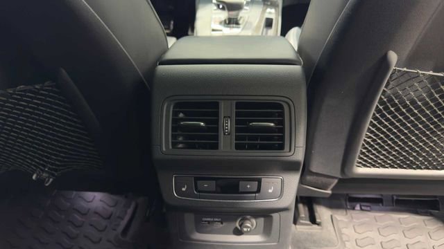 Used 2020 Audi SQ5 Premium Plus image 16