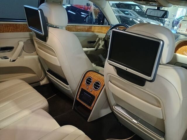 Used 2015 Bentley Flying Spur V8 AWD/4WD image 26