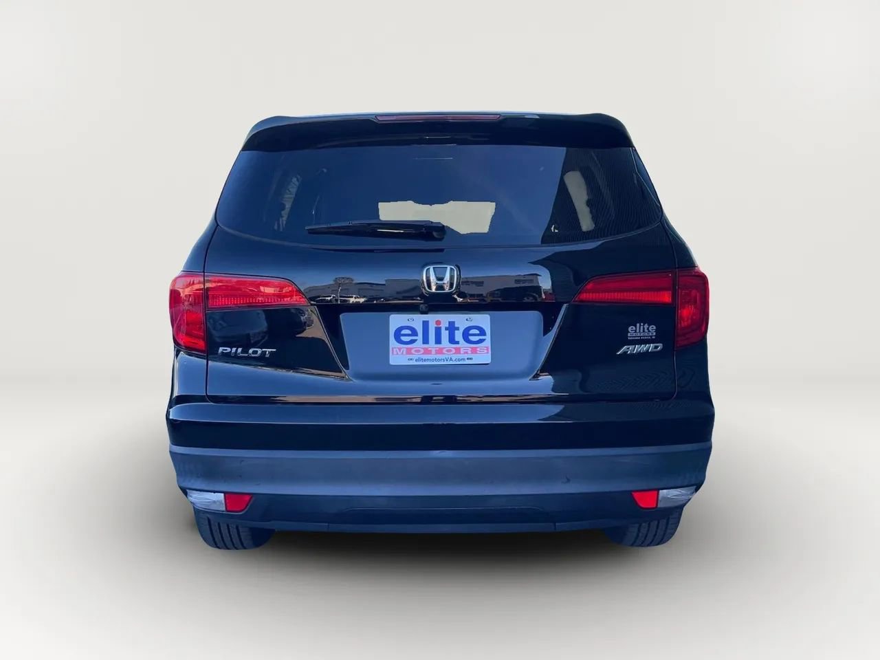 Used 2018 Honda Pilot EX image 6