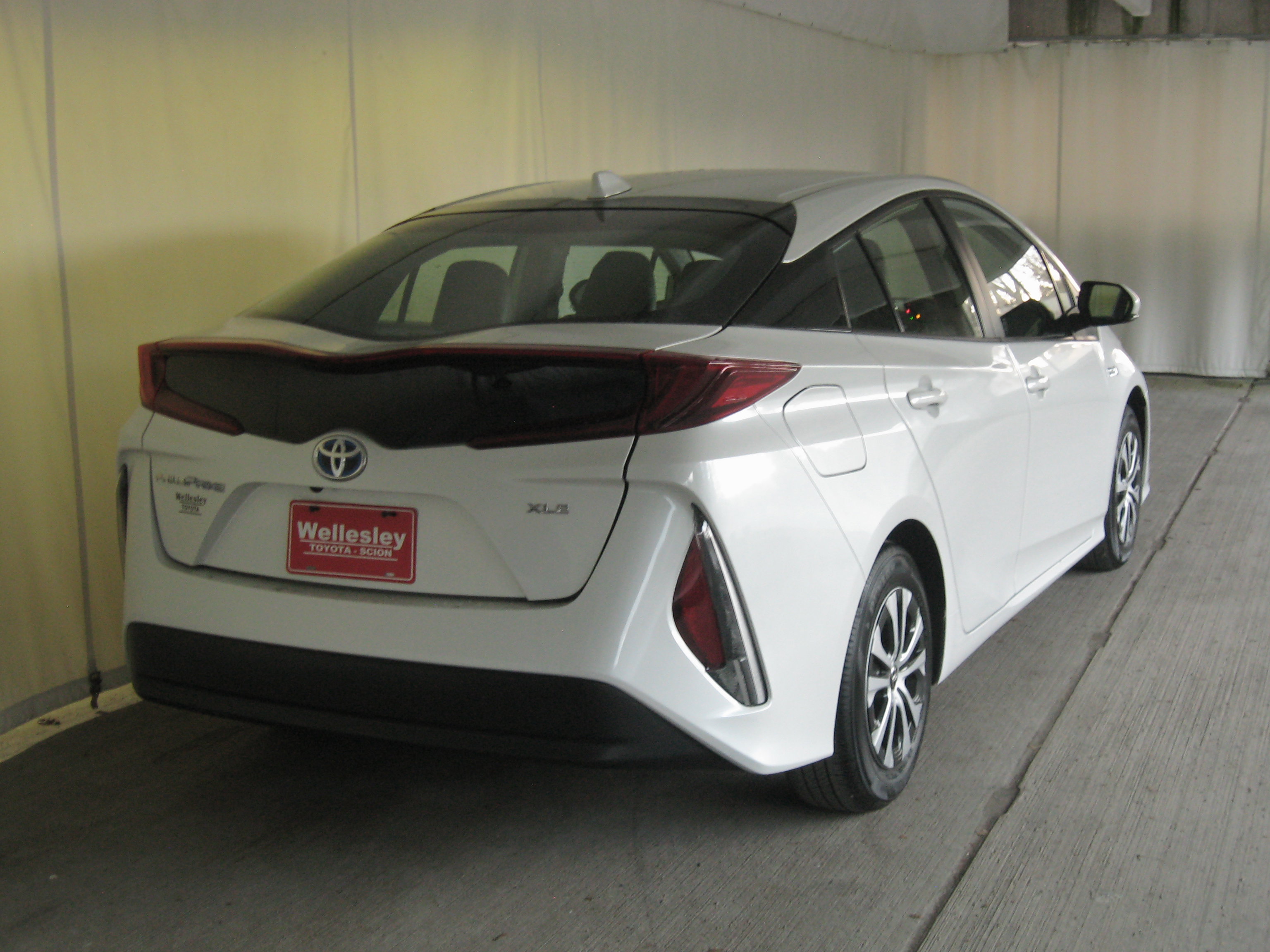 Certified 2021 Toyota Prius Prime XLE image 7