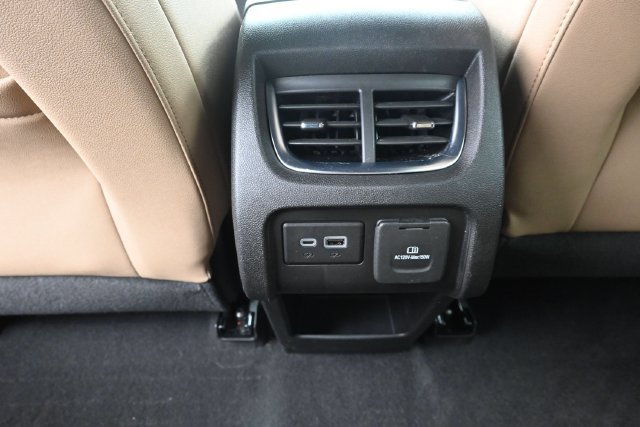 Used 2024 Chevrolet Blazer Premier w/ Driver Confidence II Package FWD image 17