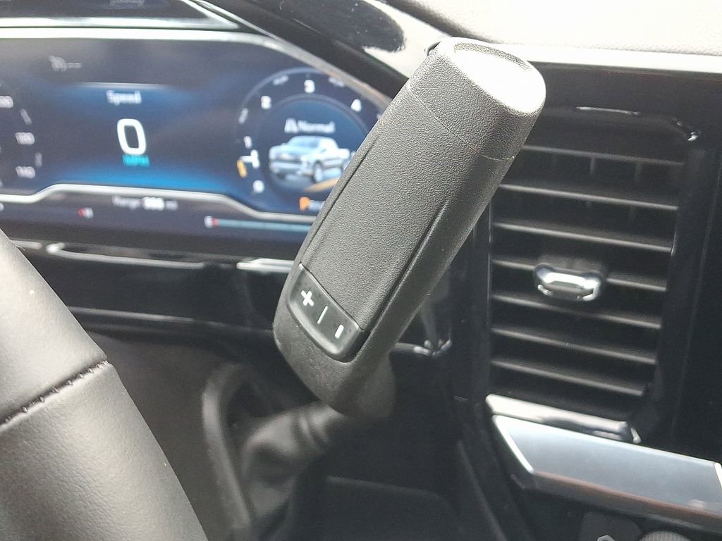 Certified 2025 Chevrolet Silverado 1500 LT image 15