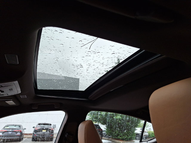 Used 2019 Lexus ES 300h w/ Accessory Package 2 FWD image 14