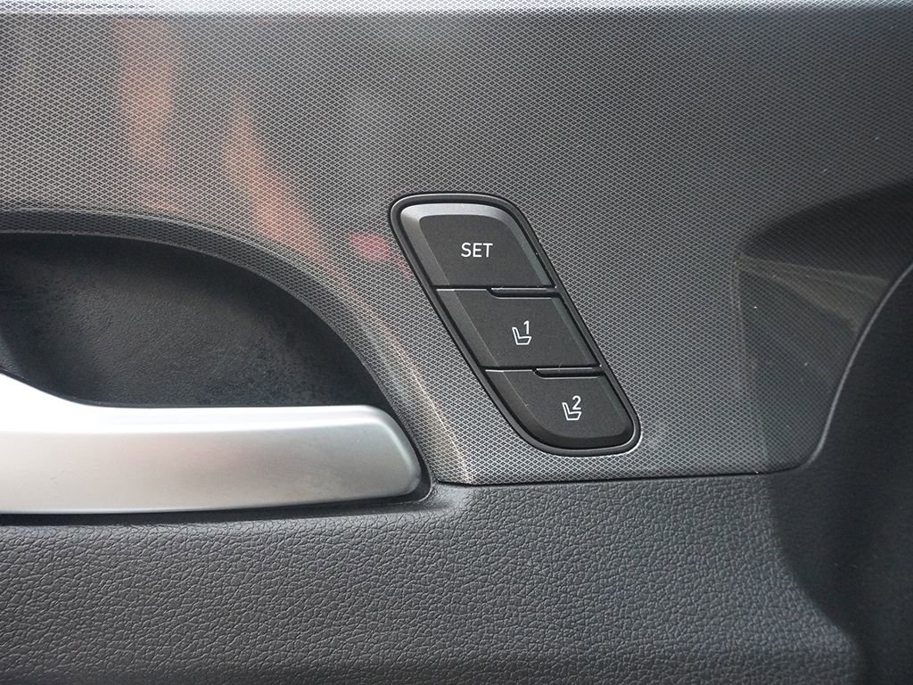 Used 2023 Hyundai Santa Fe Calligraphy AWD/4WD image 41