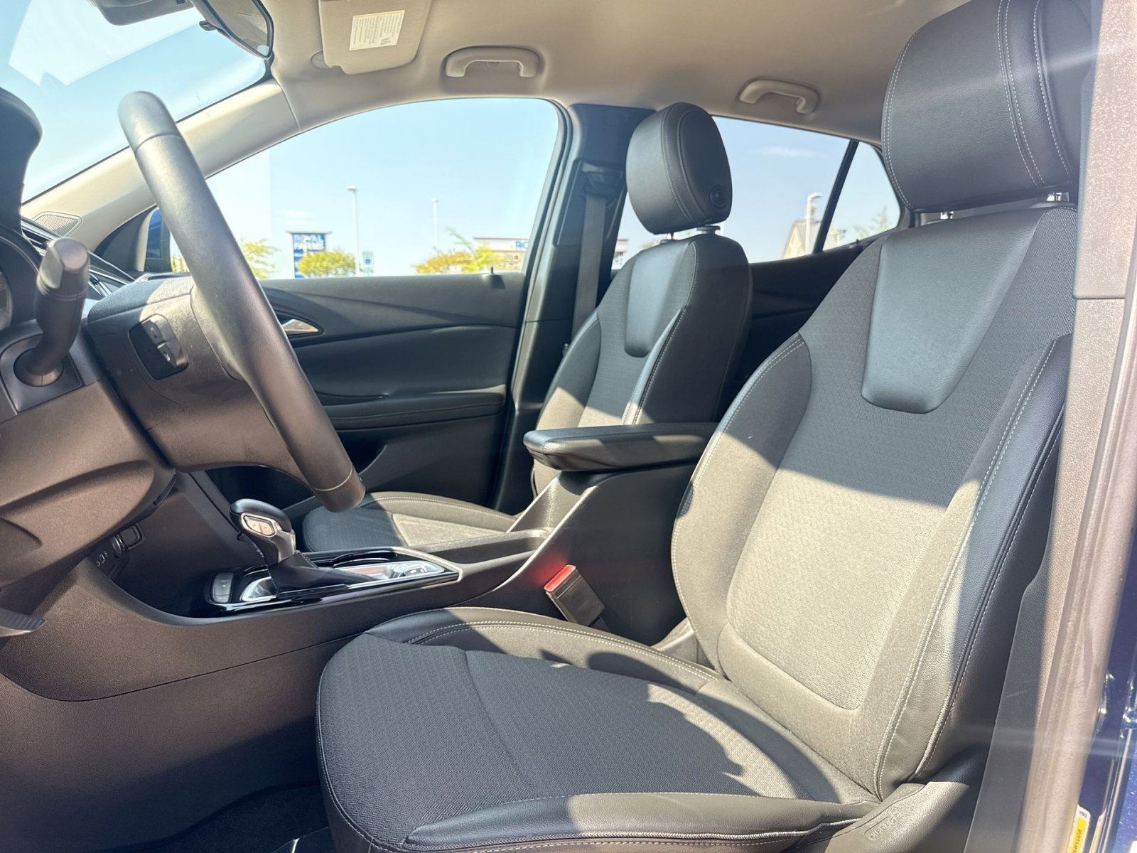 Used 2023 Buick Encore GX Select w/ Safety Package II FWD image 13