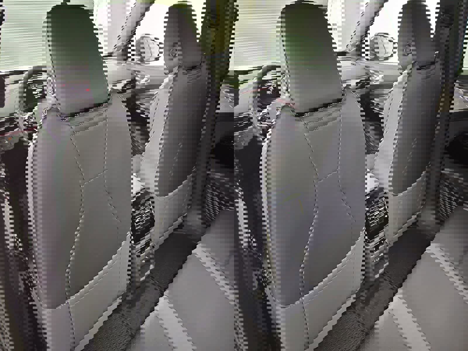 New 2026 Volkswagen ID.4 Pro S Plus image 18