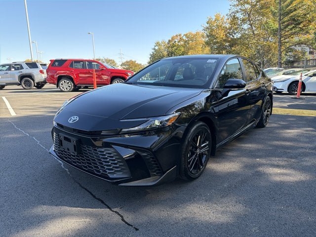 New 2026 Toyota Camry SE w/ Convenience Package FWD image 1