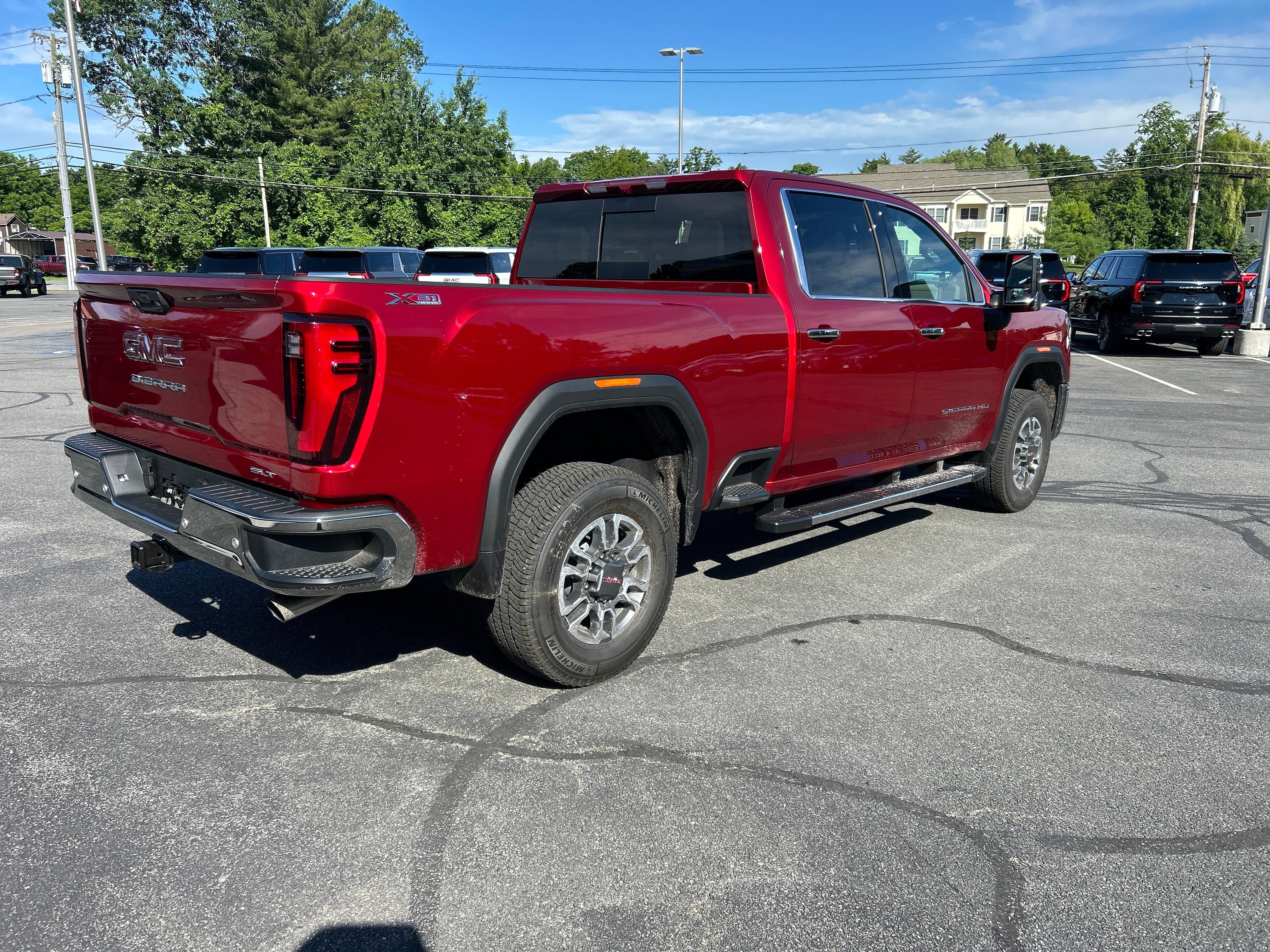New 2026 GMC Sierra 2500 SLT w/ SLT Premium Package AWD/4WD image 14