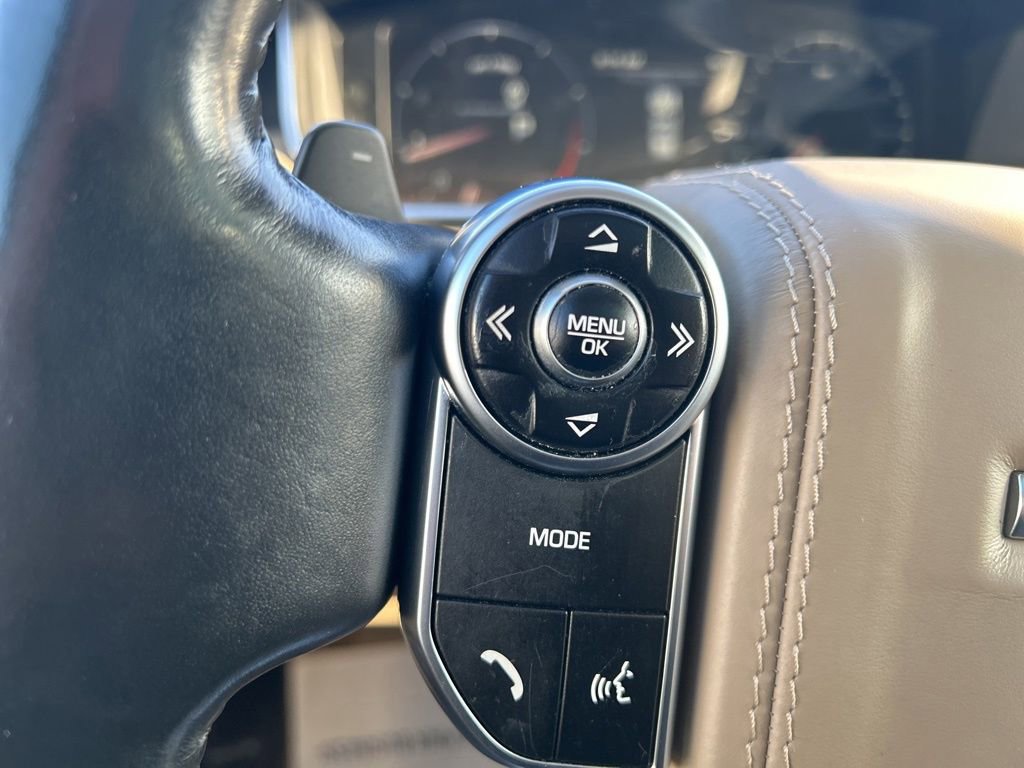 Used 2015 Land Rover Range Rover Supercharged AWD/4WD image 35