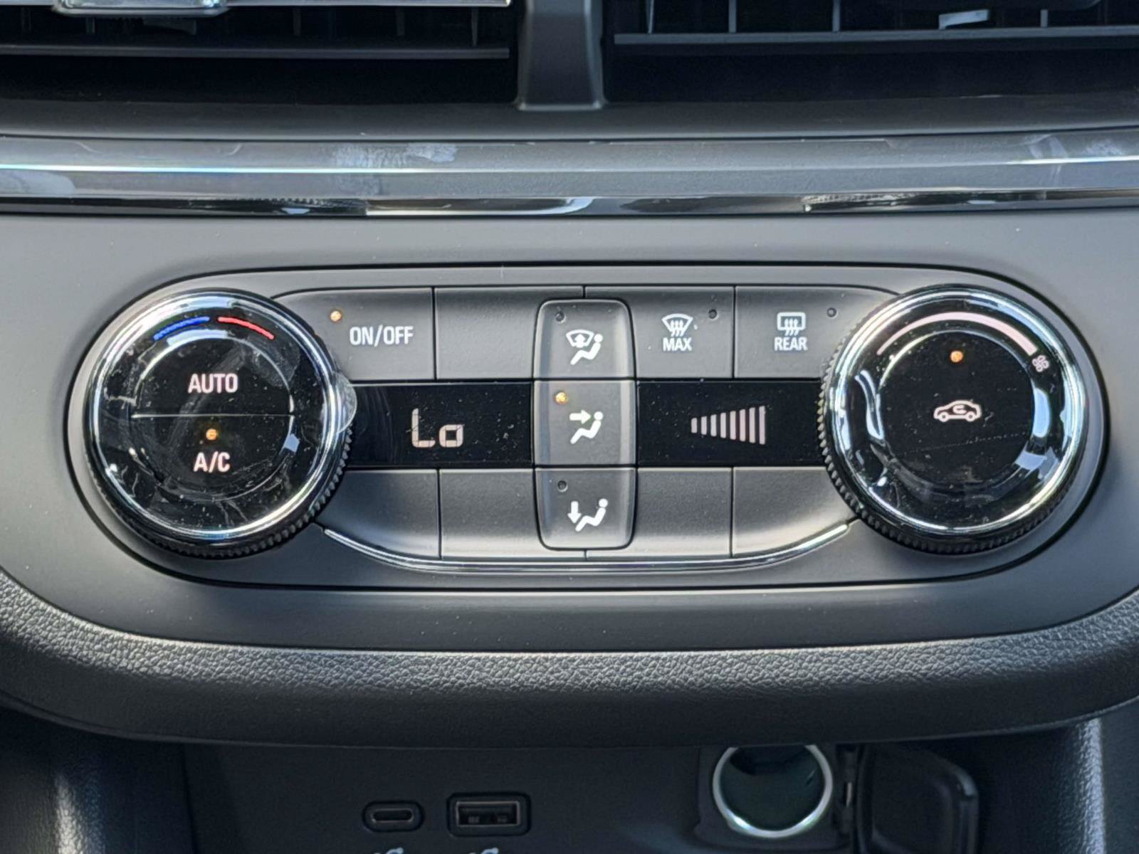 New 2026 Buick Envista Preferred w/ Advanced Safety Package FWD image 13