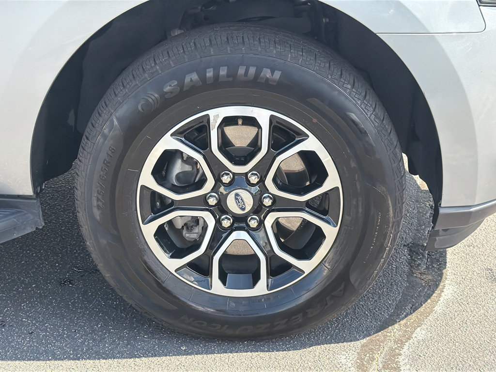 Used 2024 Ford Expedition XLT AWD/4WD image 38
