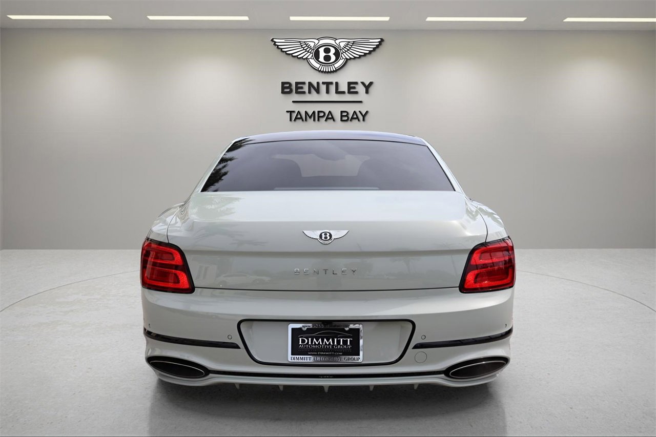 New 2025 Bentley Flying Spur Plug-In Hybrid image 7