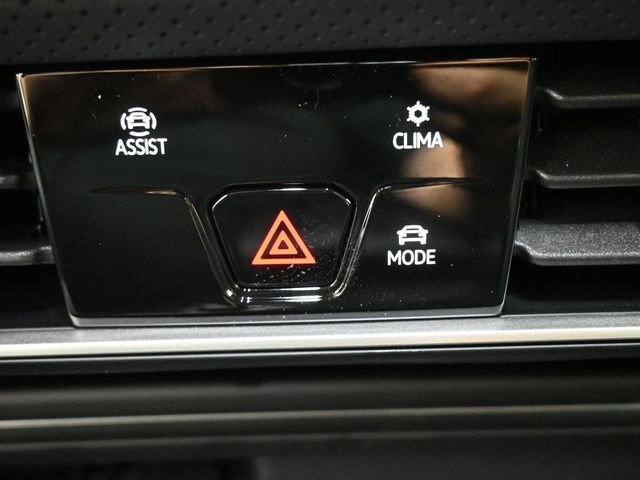 New 2026 Volkswagen Atlas SE image 3