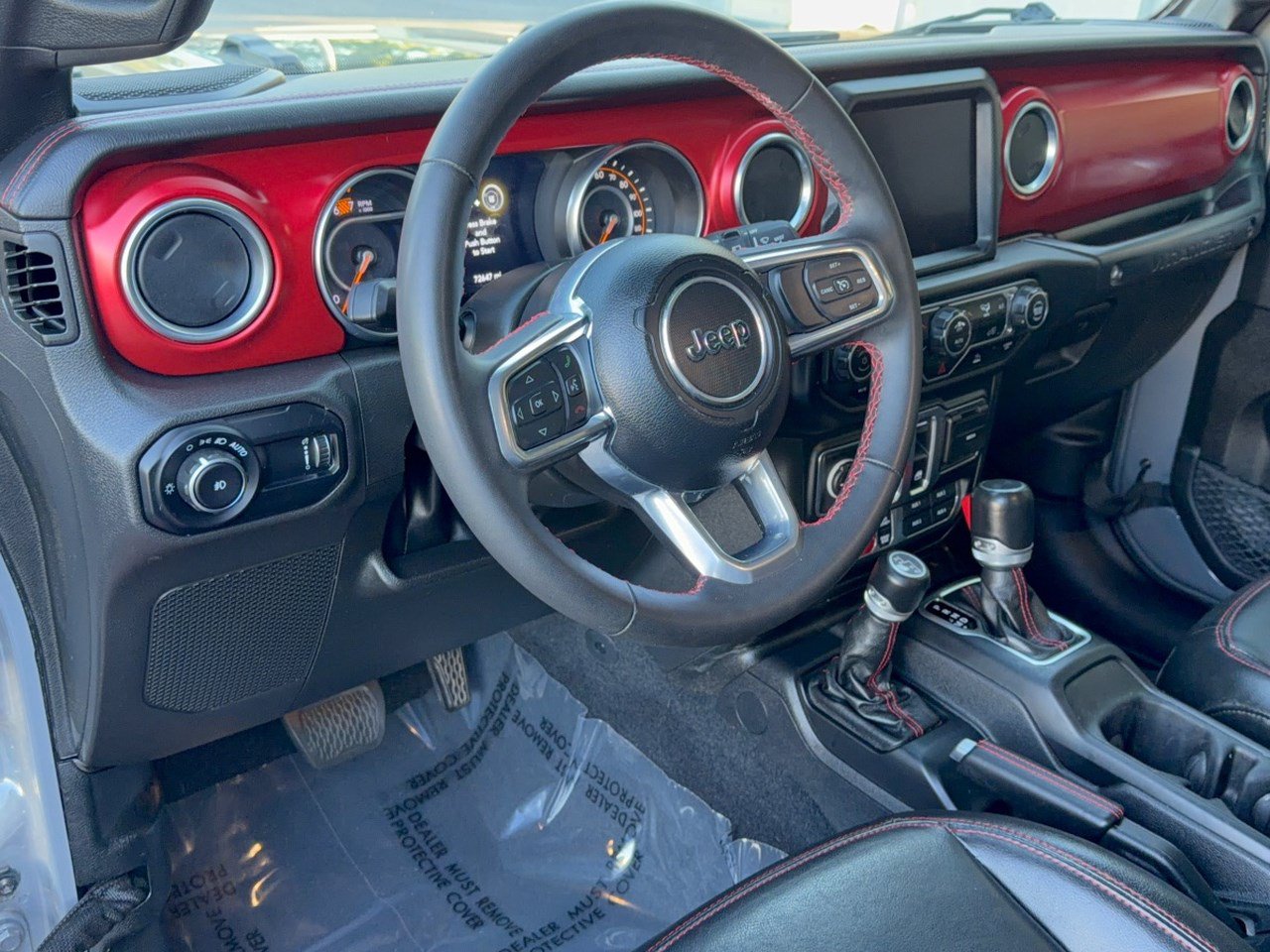 Used 2023 Jeep Wrangler Rubicon AWD/4WD image 4