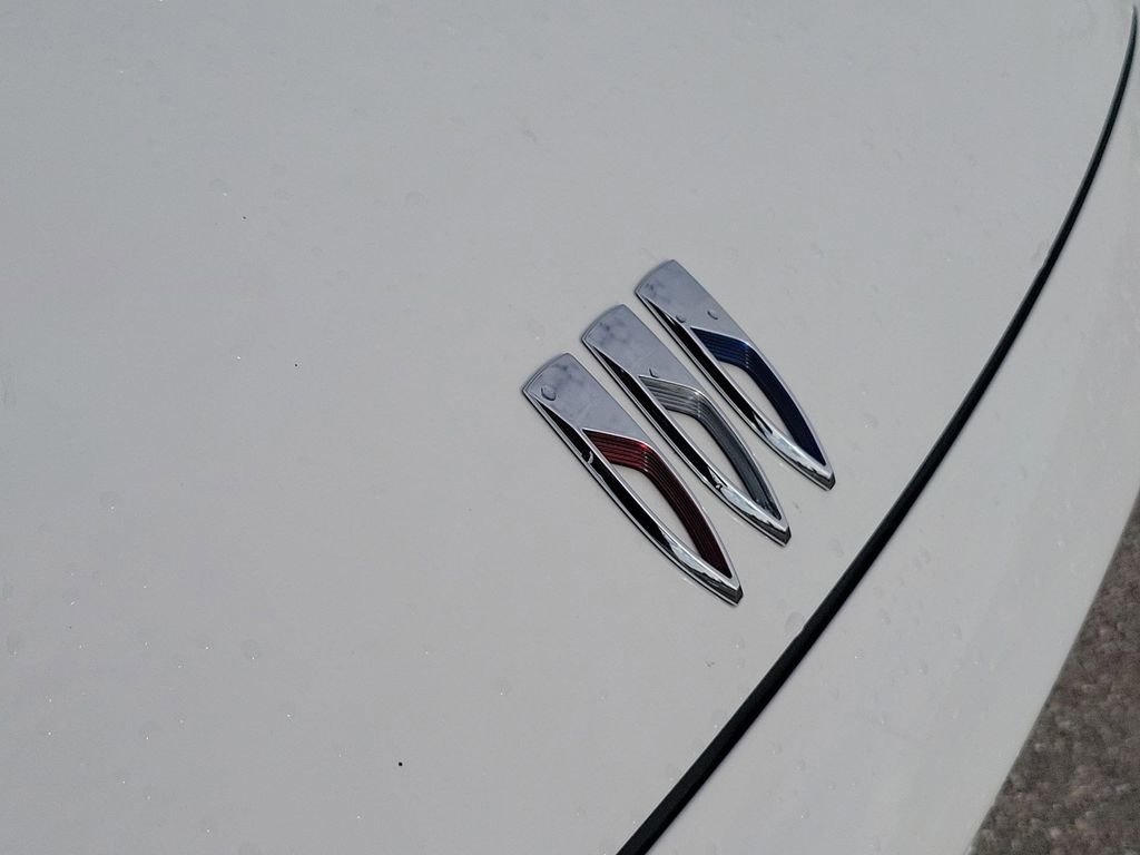 Used 2025 Buick Envision Preferred image 39