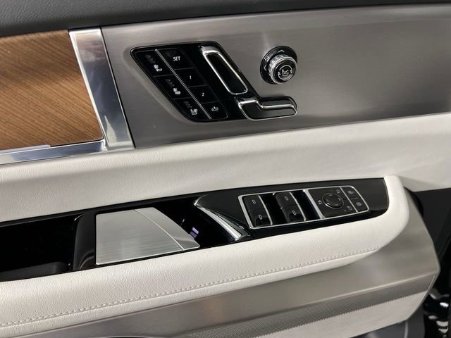 Used 2026 Cadillac Vistiq Sport image 24