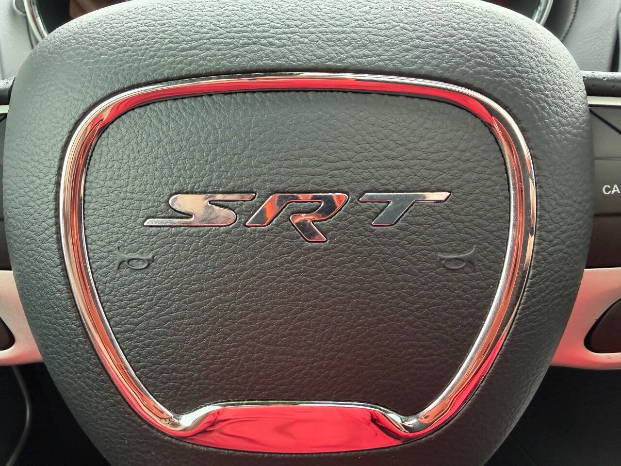 Used 2019 Jeep Grand Cherokee SRT w/ Trailer Tow Group IV AWD/4WD image 20