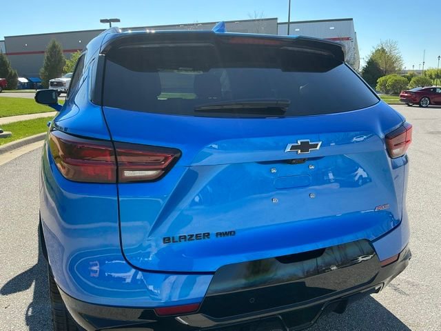 Used 2024 Chevrolet Blazer RS w/ Driver Confidence II Package AWD/4WD image 10