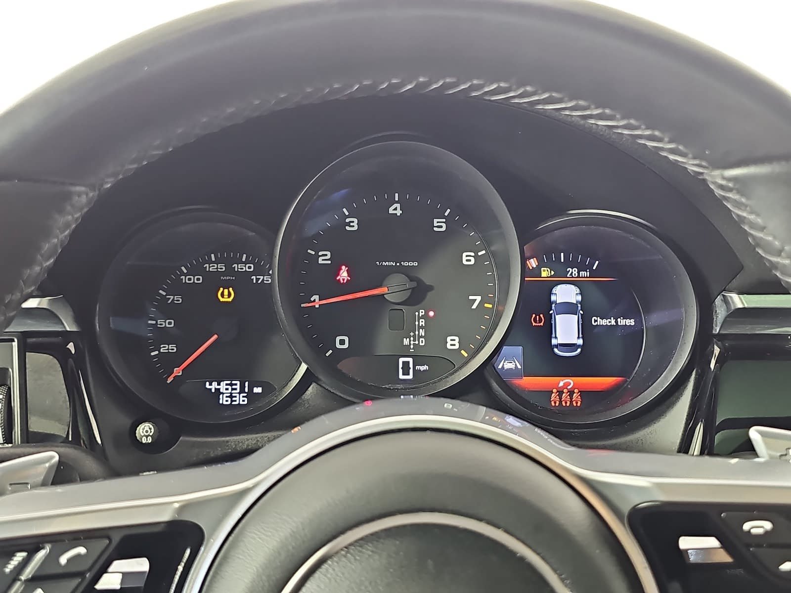 Used 2021 Porsche Macan AWD/4WD image 19