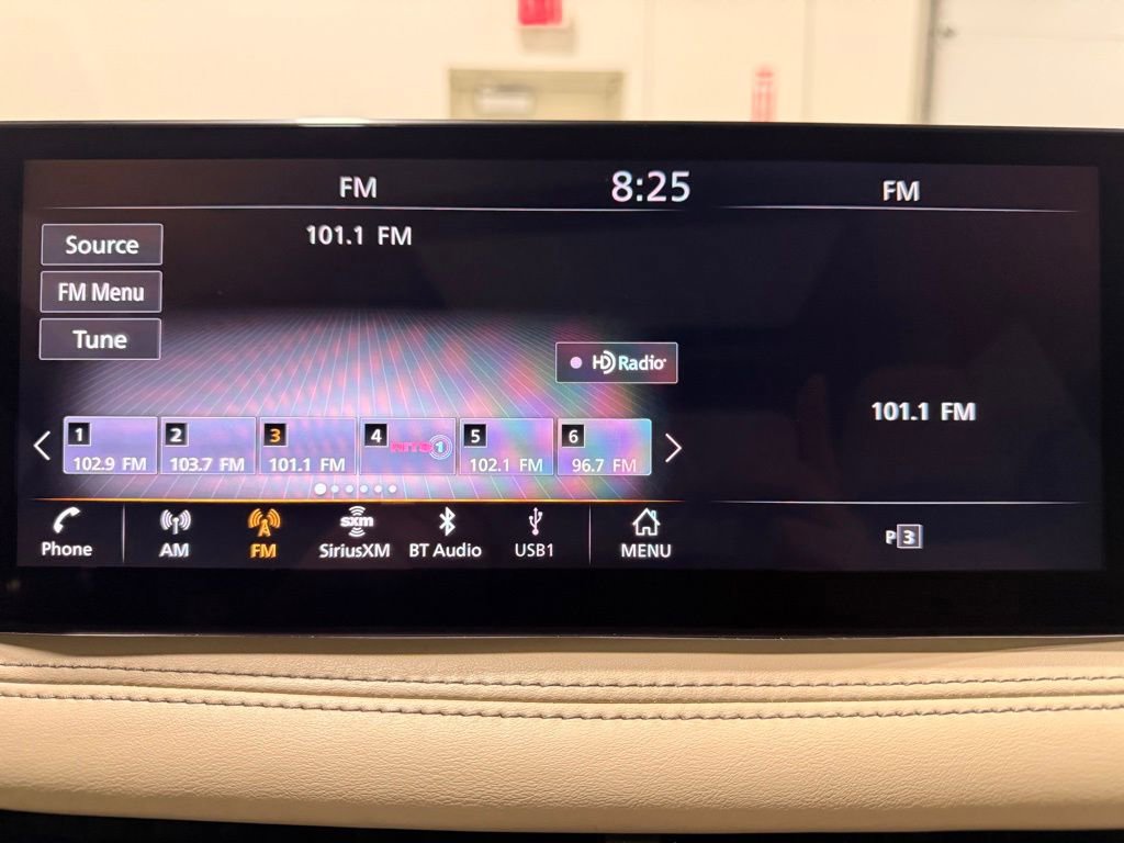 Used 2023 INFINITI QX60 Sensory w/ Vision Package AWD/4WD image 23