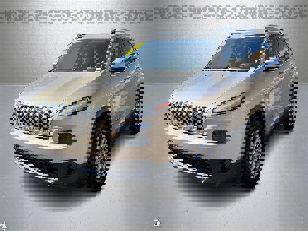 Used 2015 Jeep Cherokee Latitude w/ Trailer Tow Group