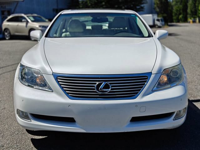 Used 2007 Lexus LS 460 RWD image 2