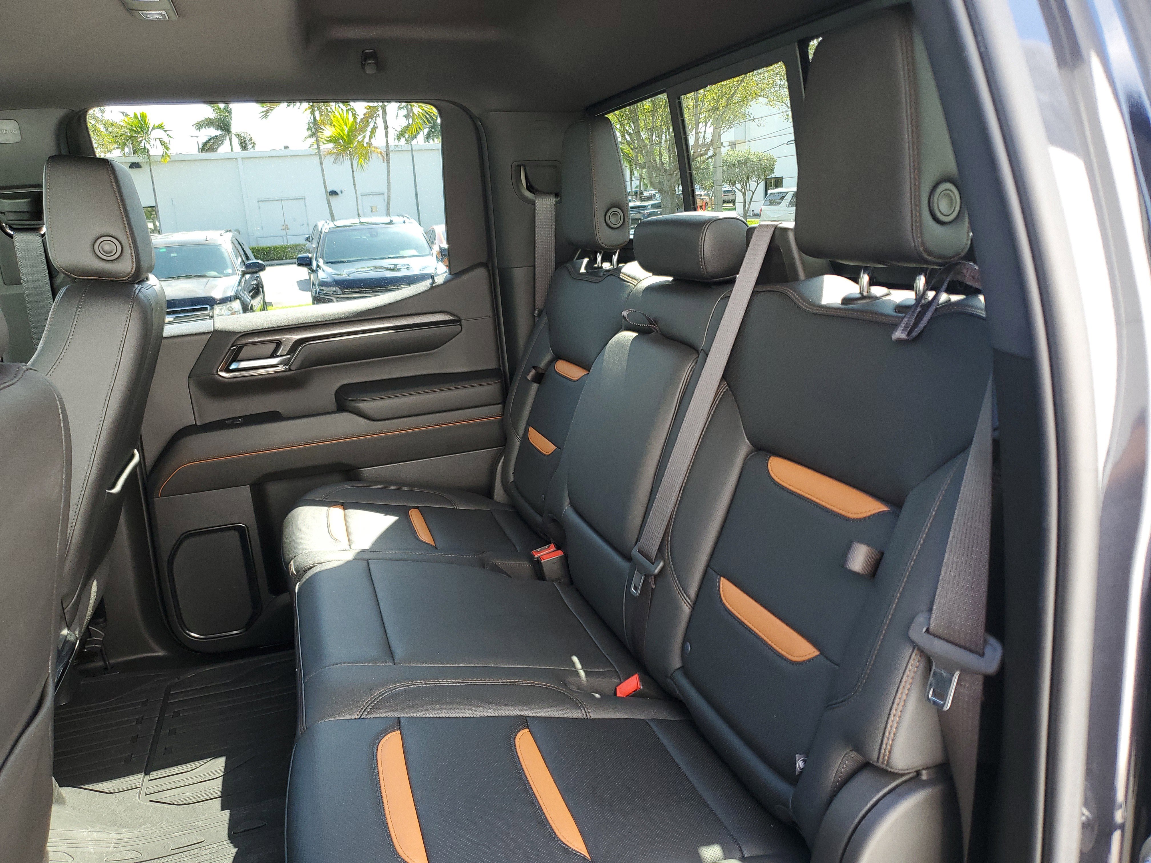 Certified 2023 GMC Sierra 1500 AT4 w/ Technology Package image 11