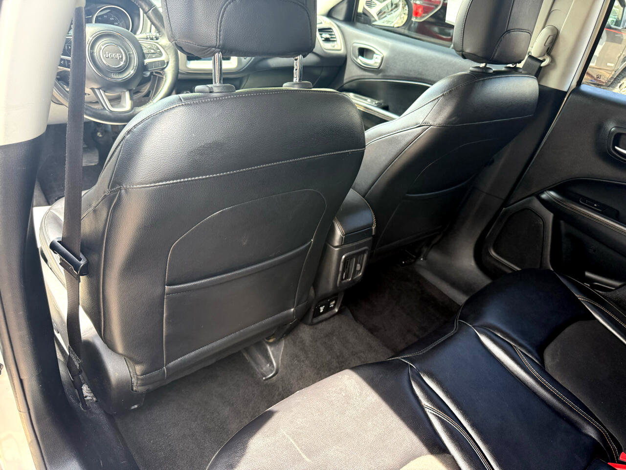 Used 2017 Jeep Compass Latitude w/ Popular Equipment Group image 41