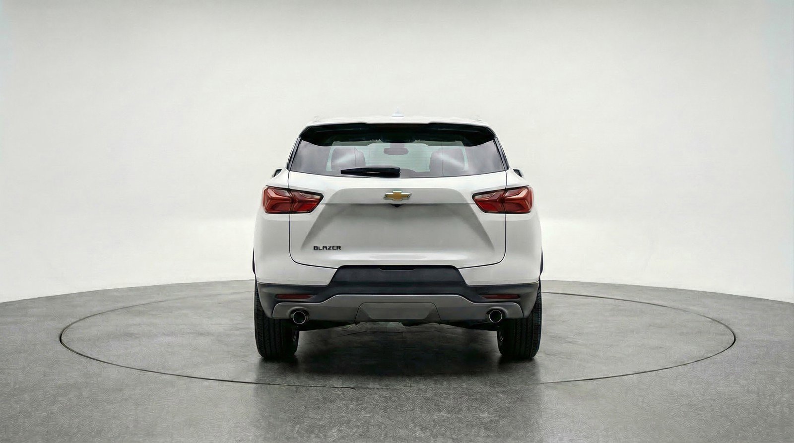 Used 2025 Chevrolet Blazer LT FWD image 7