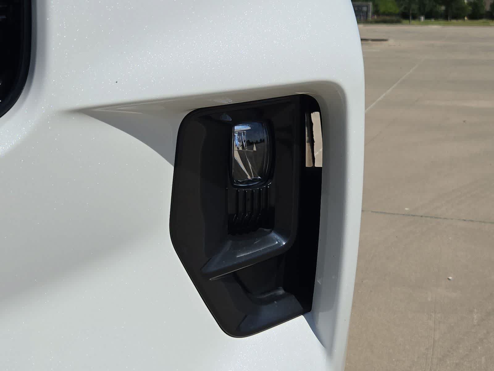 Used 2025 Ford Explorer ST AWD/4WD image 10
