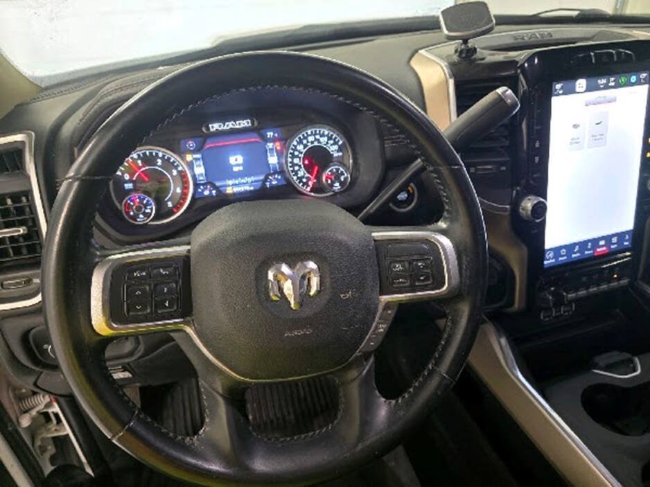 Used 2022 RAM 2500 Laramie AWD/4WD image 13