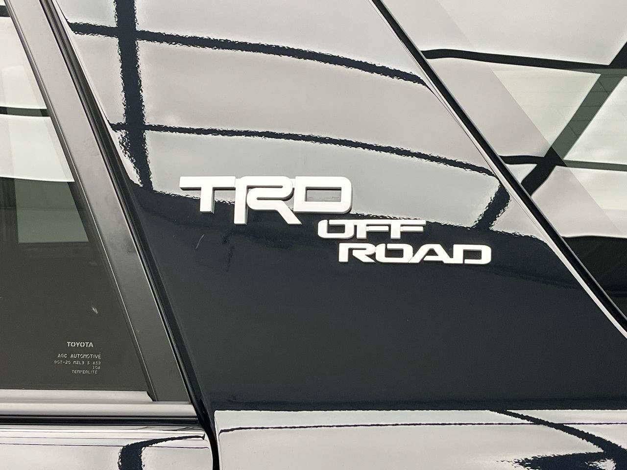 Used 2021 Toyota 4Runner TRD Off-Road Premium w/ Wilderness Package (TMS) AWD/4WD image 31