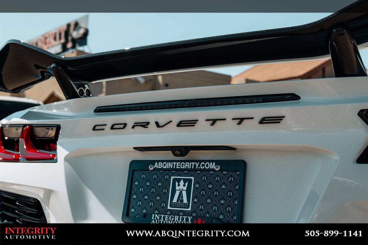 Used 2023 Chevrolet Corvette Z06 w/ Z07 Performance Package RWD image 15