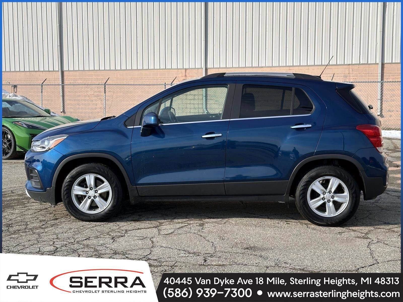 Used 2020 Chevrolet Trax LT w/ Driver Confidence Package image 2