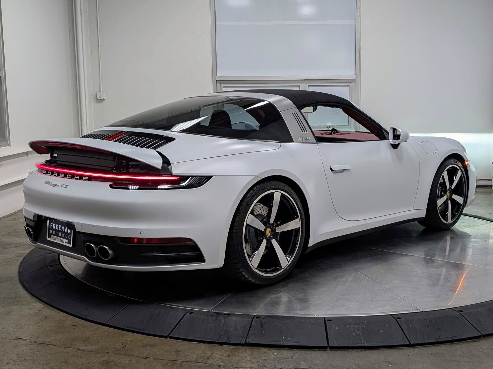 Used 2023 Porsche 911 Targa 4S w/ Premium Package AWD/4WD image 15