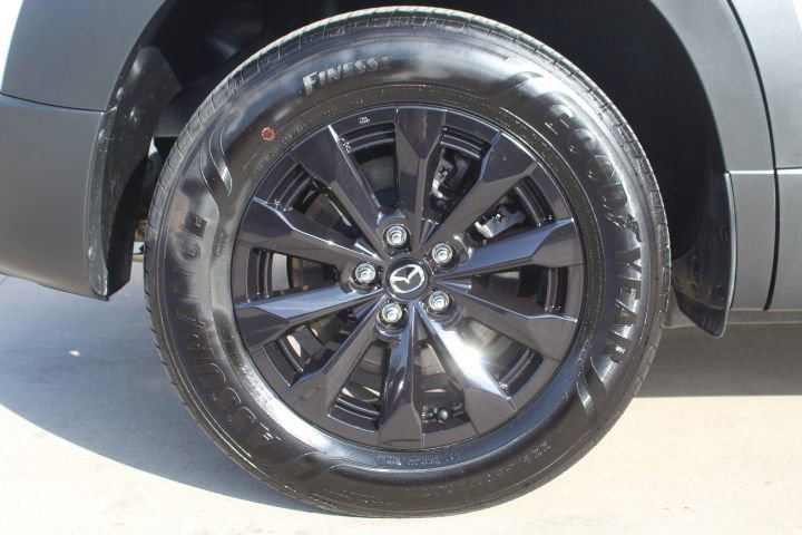 Certified 2025 MAZDA CX-50 AWD 2.5 Hybrid w/ Premium Pkg image 10