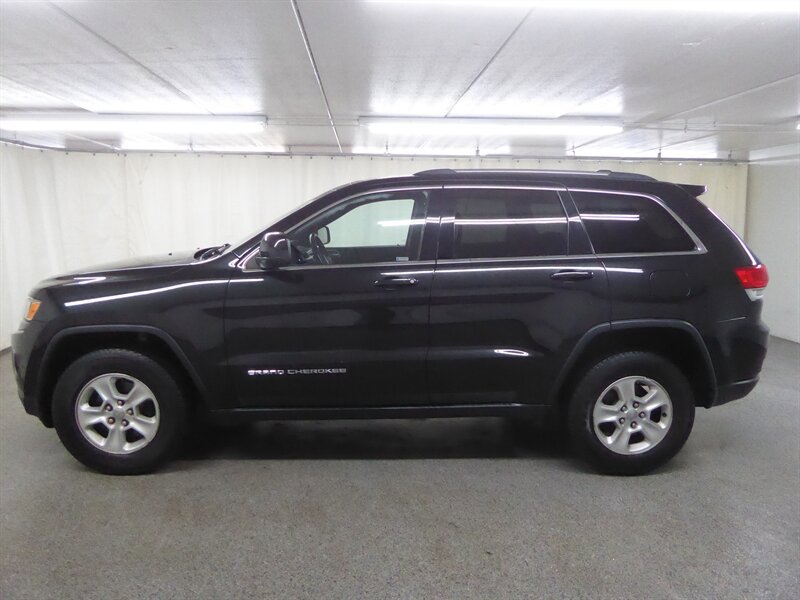 Used 2016 Jeep Grand Cherokee Laredo w/ Quick Order Package 23E AWD/4WD image 4