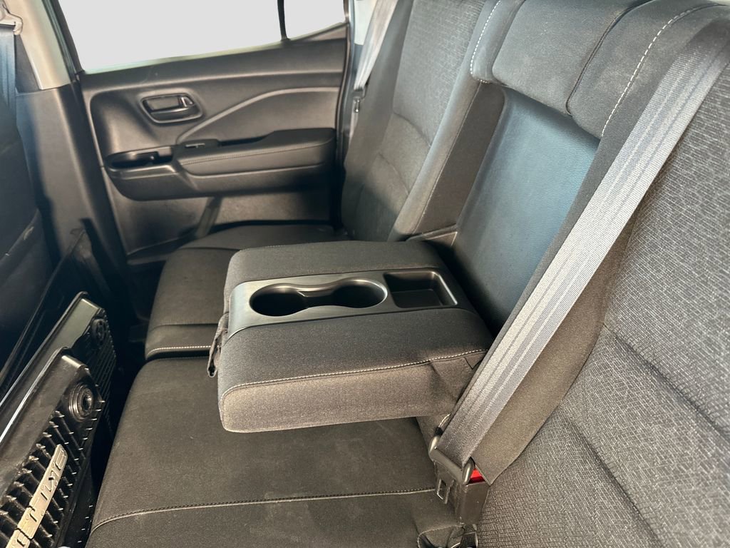 Used 2025 Honda Ridgeline Sport image 17